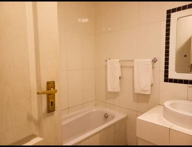 2 BEDROOM APARTMENT FOR SALE IN SCHOEMANSVILLE